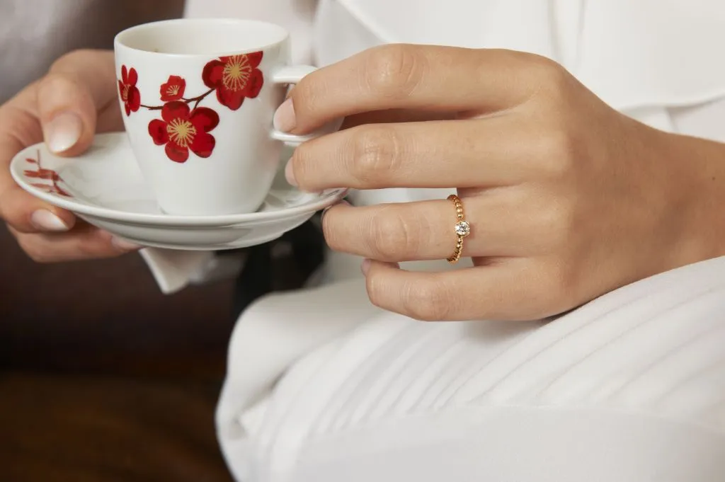 Bague de fiançailles sertie d'un diamant sur or rose perlé Comete