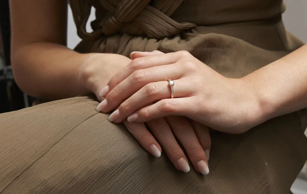 Bague de fiançailles diamant en or rose pavé de diamant Mademoiselle