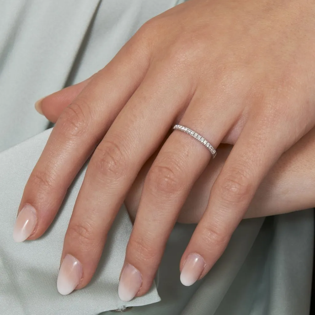 Alliance diamant femme or blanc Promesse demi-tour 15 pierres serti 4 griffes en or ethique